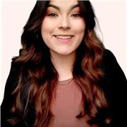 Docente de inglés y de español como lengua extranjera, con más de 6 años de experiencia.